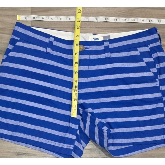 Old Navy Blue Striped Shorts Size 6 - Picture 2 of 6